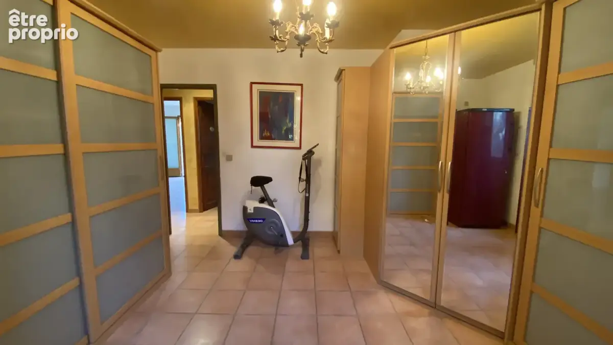 À vendre maison T4 4 faces avec garage et jardin arboré piscinable à Villedaigne - photo 15