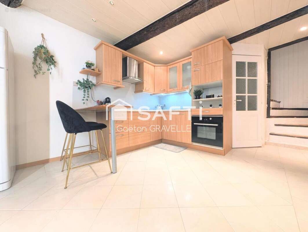 Photo 5 - Maison à SAINT-MITRE-LES-REMPARTS