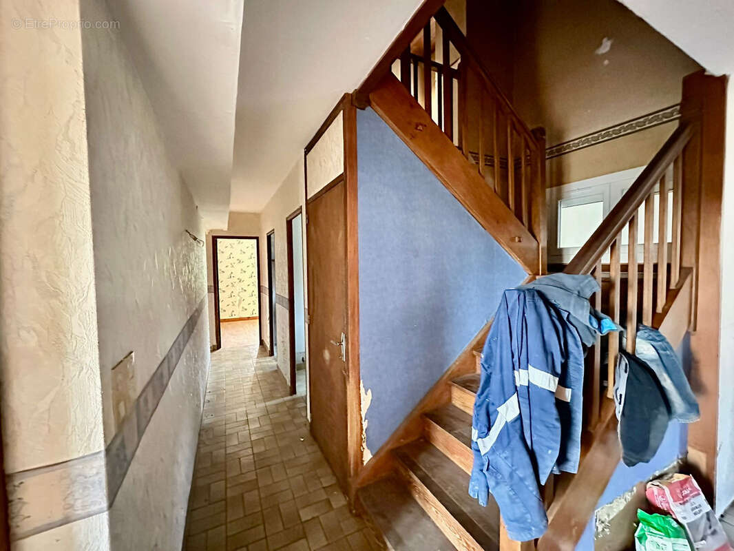 Maison à VELLEROT-LES-BELVOIR