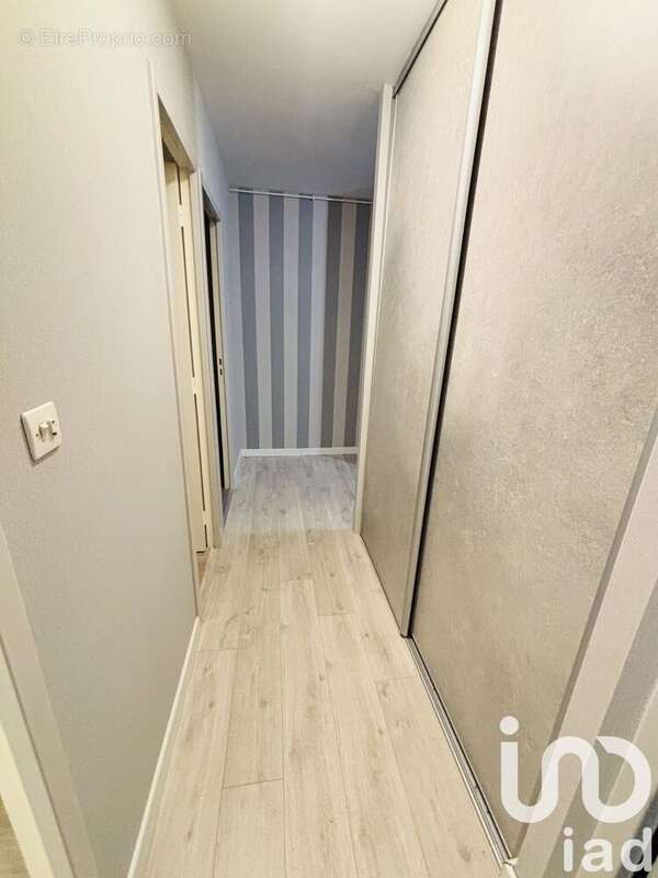 Photo 9 - Appartement à COMPIEGNE