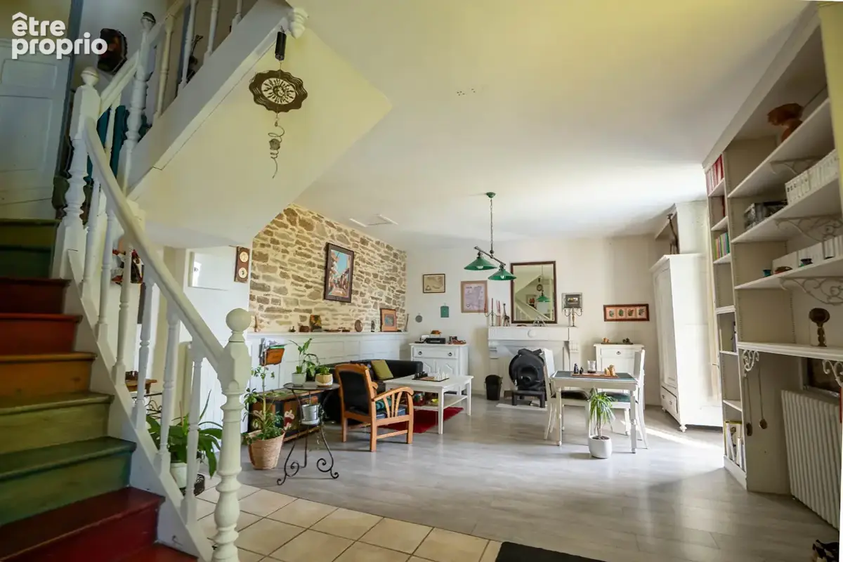 A vendre à Concarneau Maison de Maitre de 295 m² à 8 min du centre ville dans un cadre de vie idyllique ! - photo 3