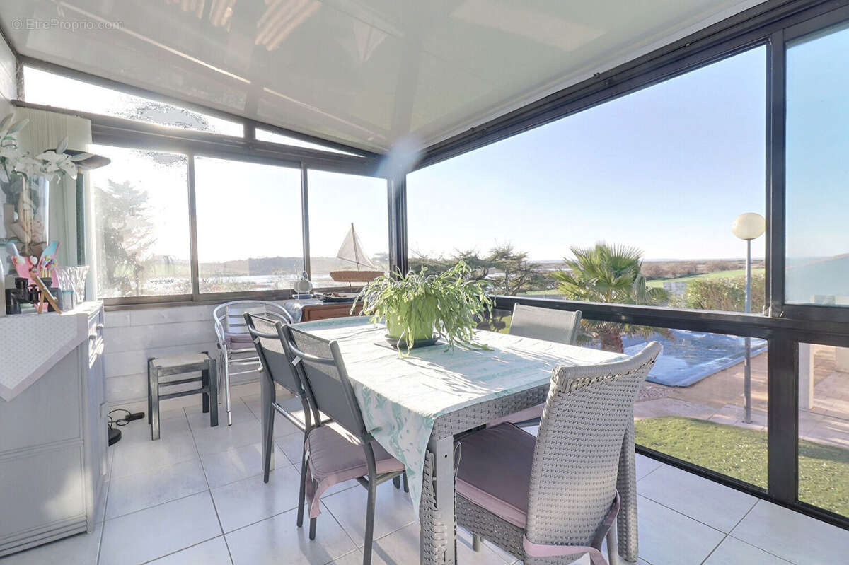 Maison à L&#039;HOUMEAU