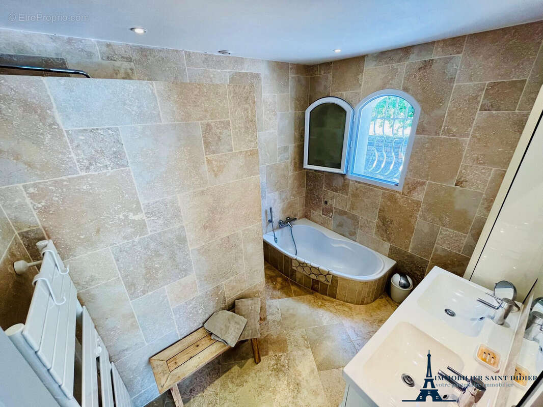 Maison à SAINT-PAUL-EN-FORET