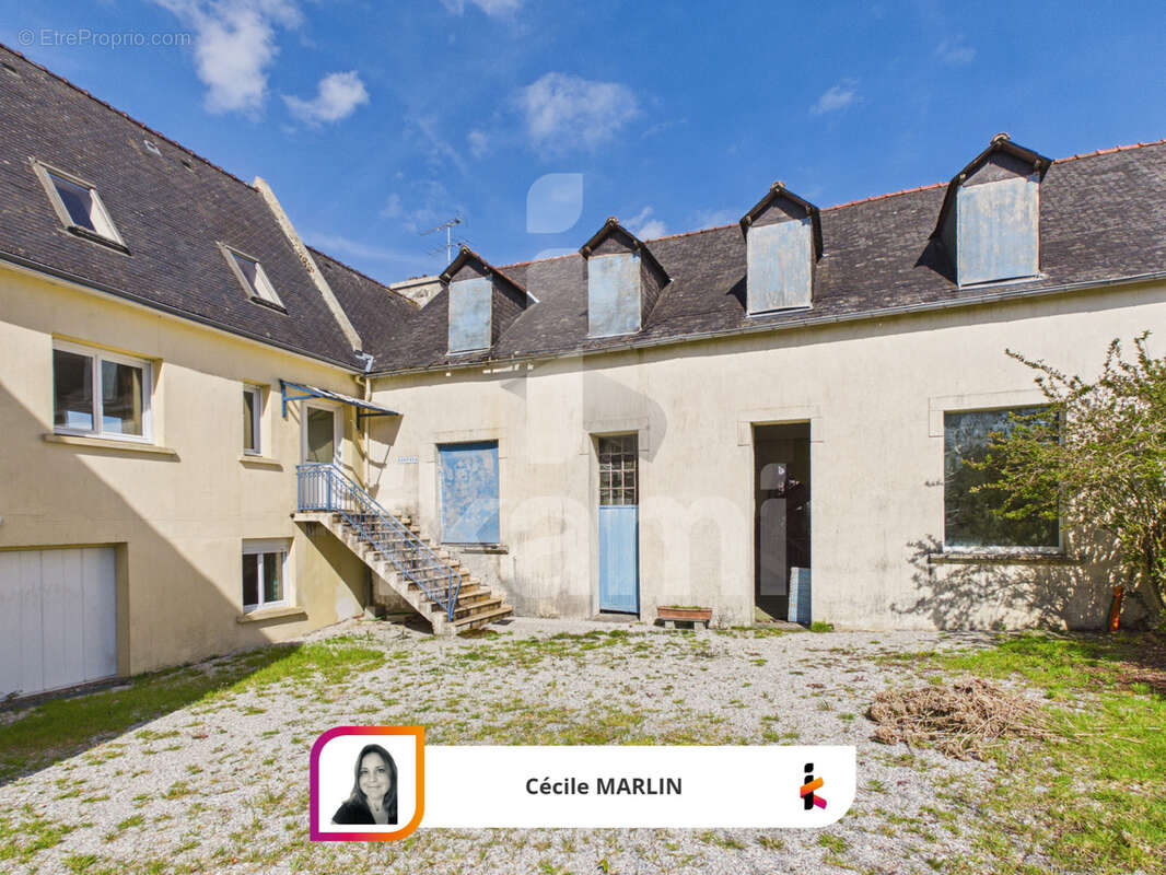 Maison à LAZ