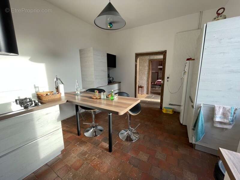 Maison de caractère en pierre, dépendances, accès rivière, 199500€ ! - photo 14