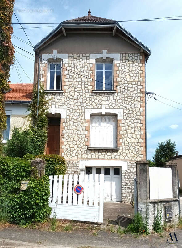 Maison à SAINT-PIERRE-DES-CORPS