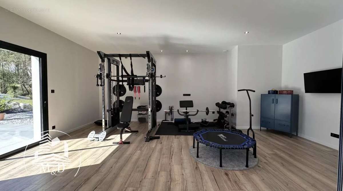 Maison à GRATENTOUR