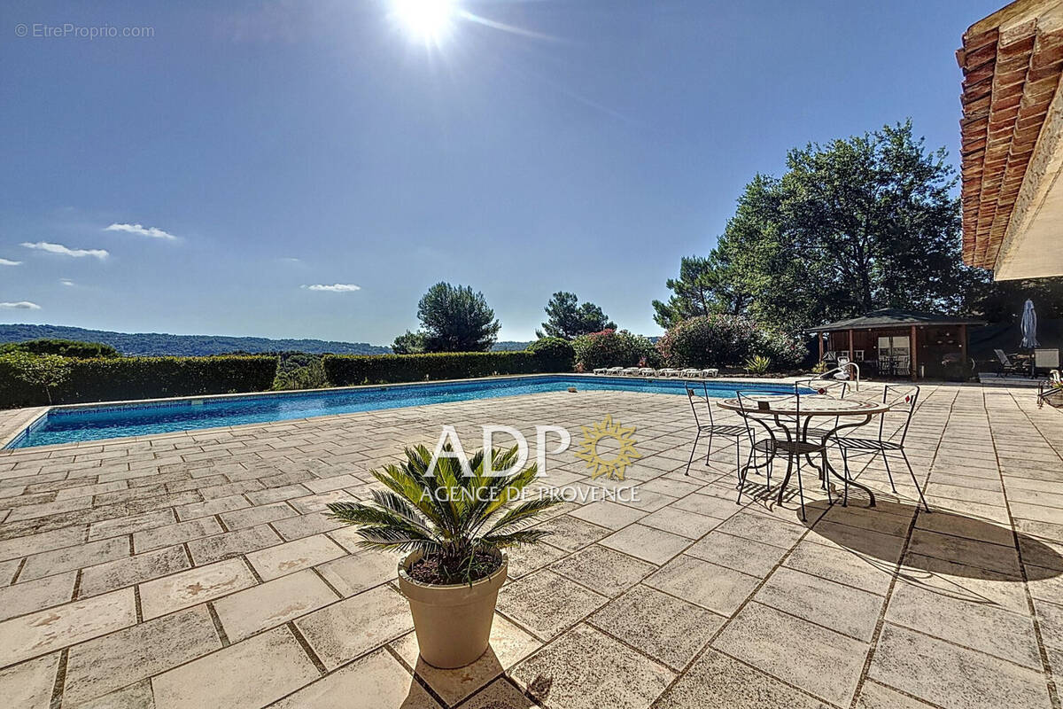 Maison à MOUANS-SARTOUX