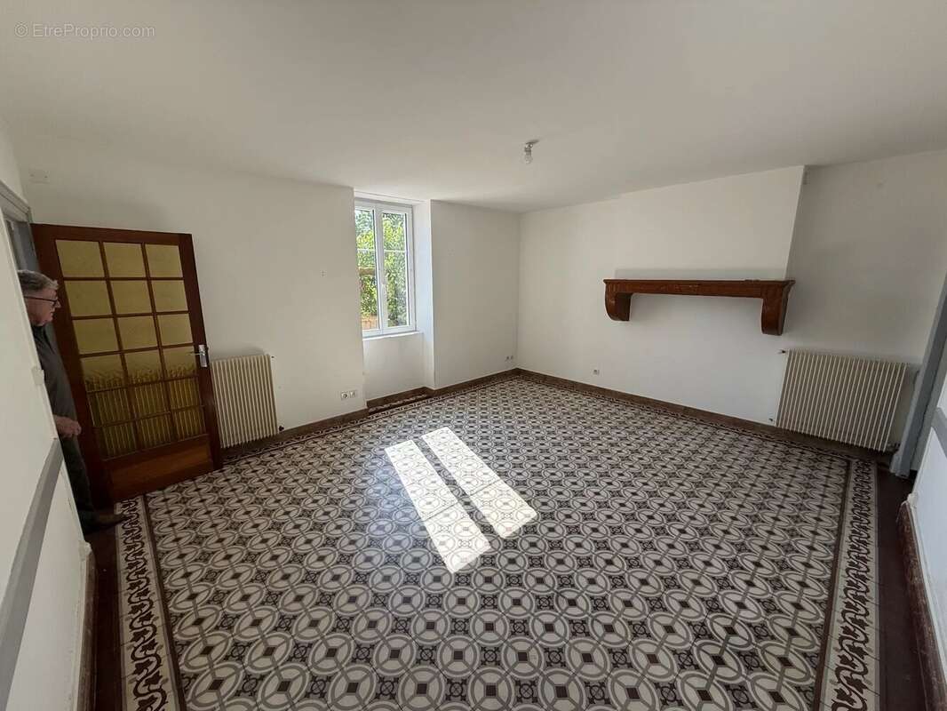 Appartement à SENOZAN