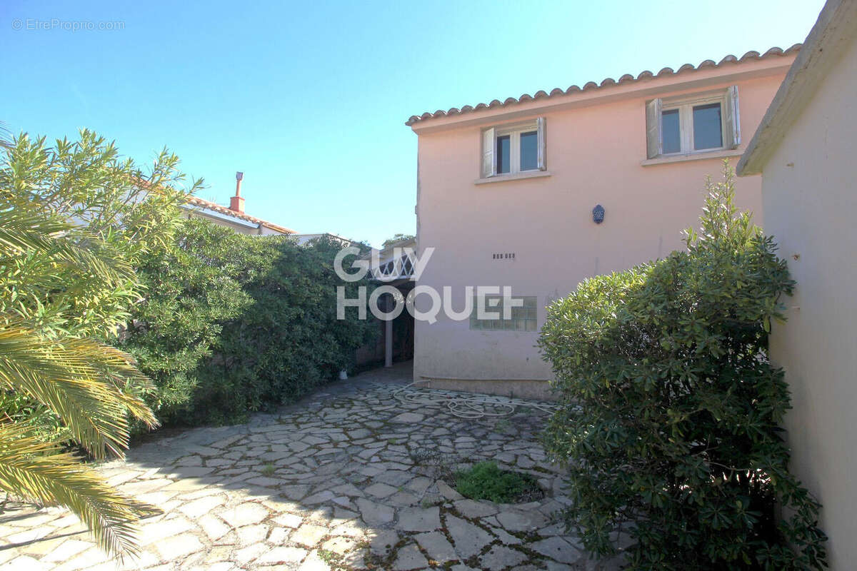 Maison à CANET-EN-ROUSSILLON