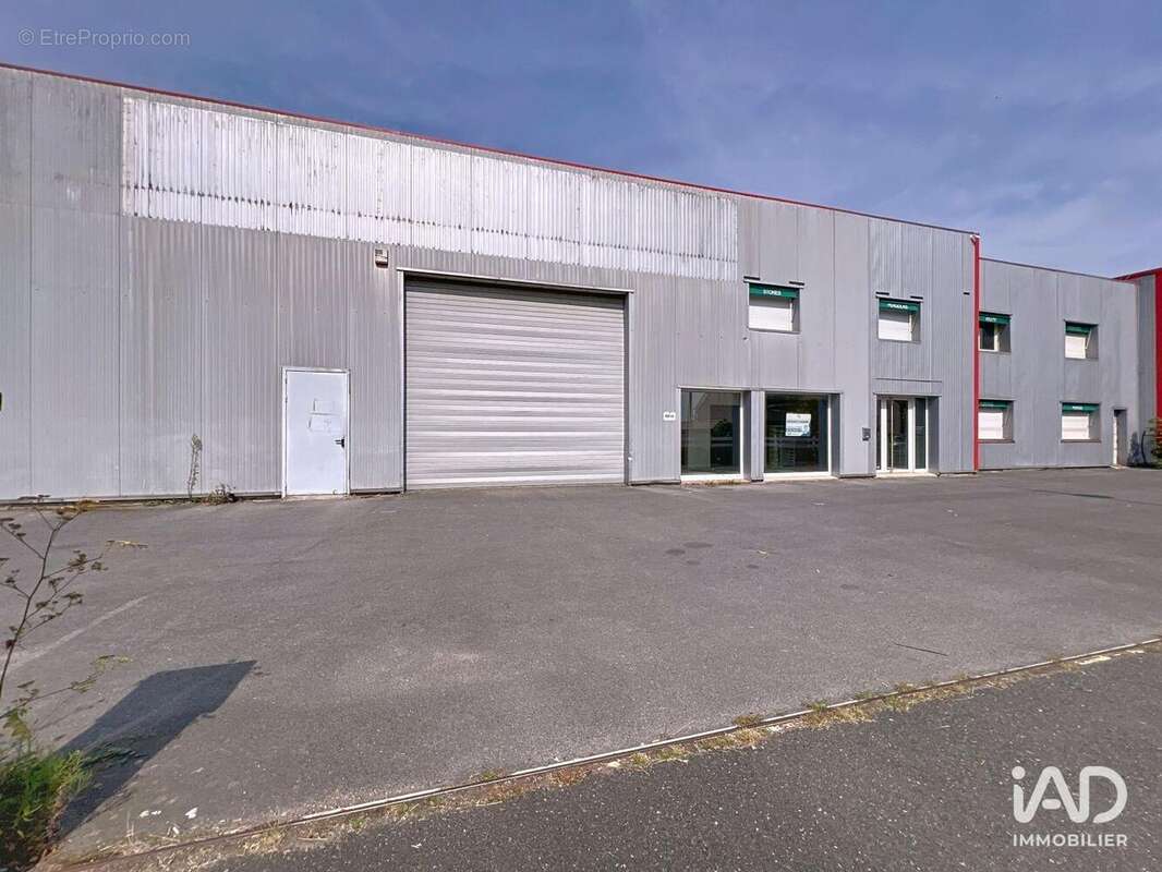 Photo 8 - Commerce à CHEVRY-COSSIGNY