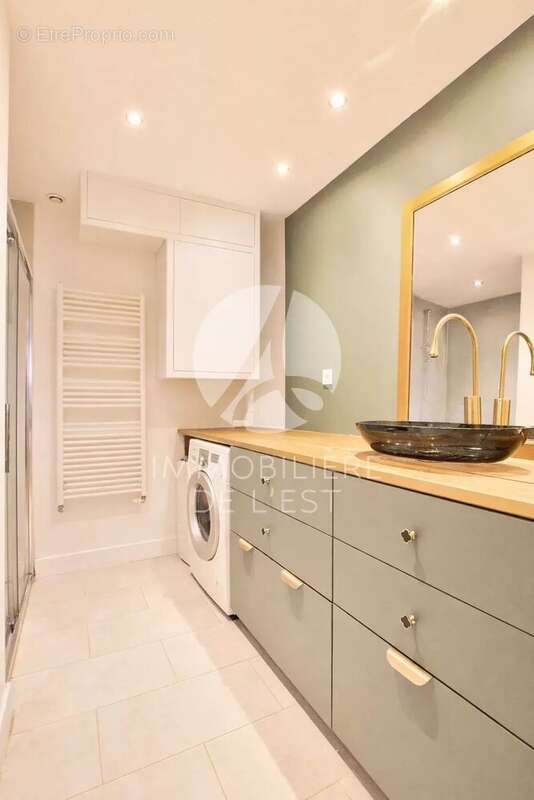 Appartement à LYON-8E