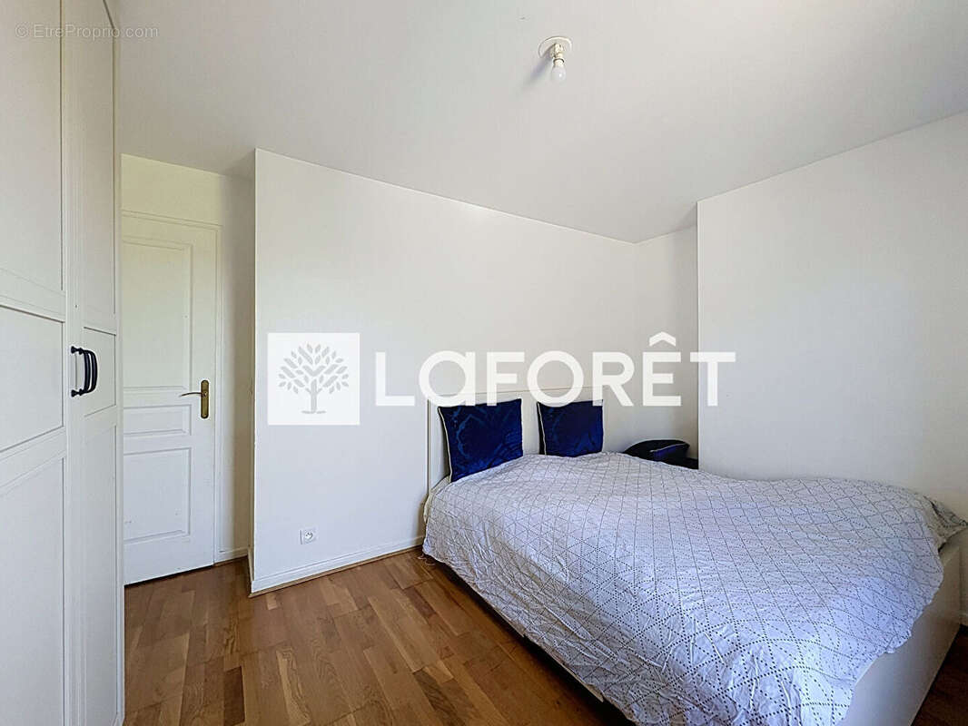 Appartement à MOISSY-CRAMAYEL