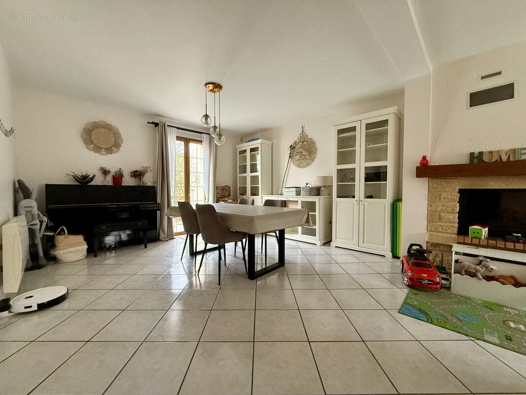 Maison à VILLEPARISIS