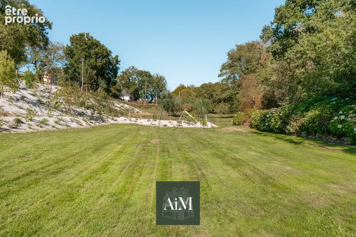 Propriété de caractère avec ruisseau et parc de 4 500 m2   Brec’h - photo 14