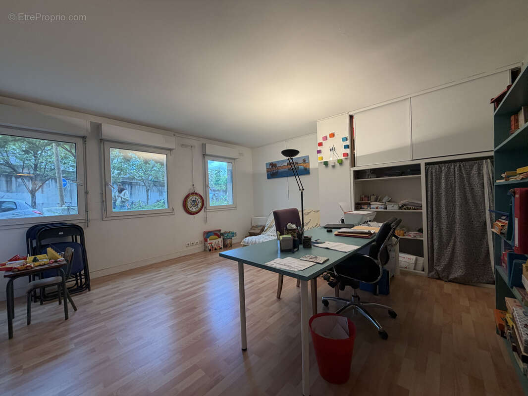 Appartement à HOUILLES
