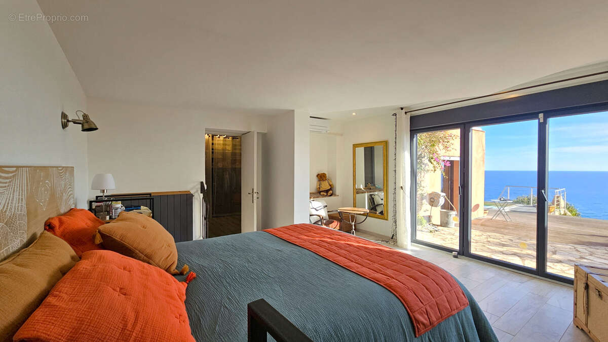 Maison à SAINT-RAPHAEL