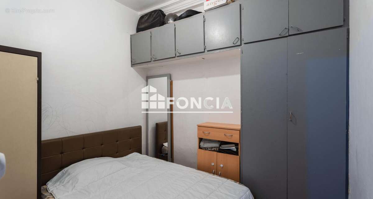 Appartement à PARIS-3E