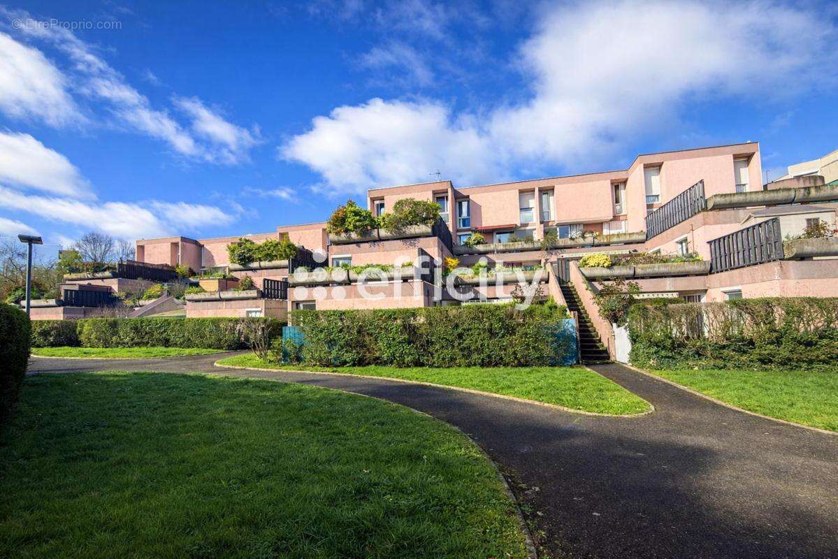 Appartement à TAVERNY