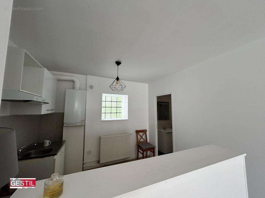 Appartement à CHARS