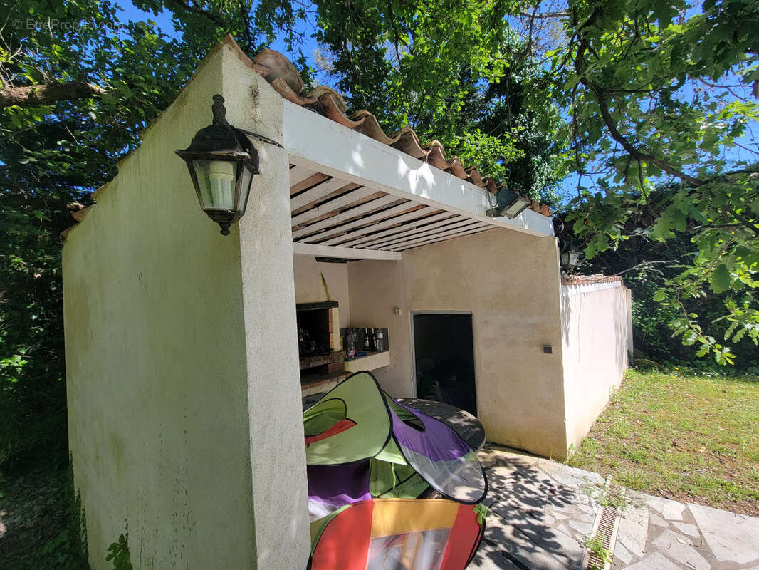Maison à VALBONNE