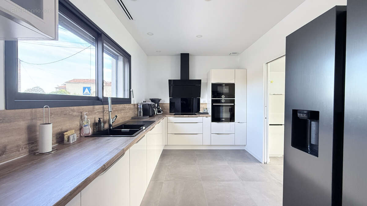 Maison à SAINT-SULPICE-ET-CAMEYRAC