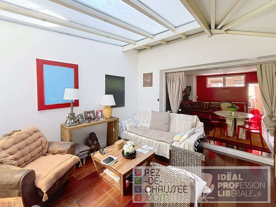 Appartement à NANTERRE