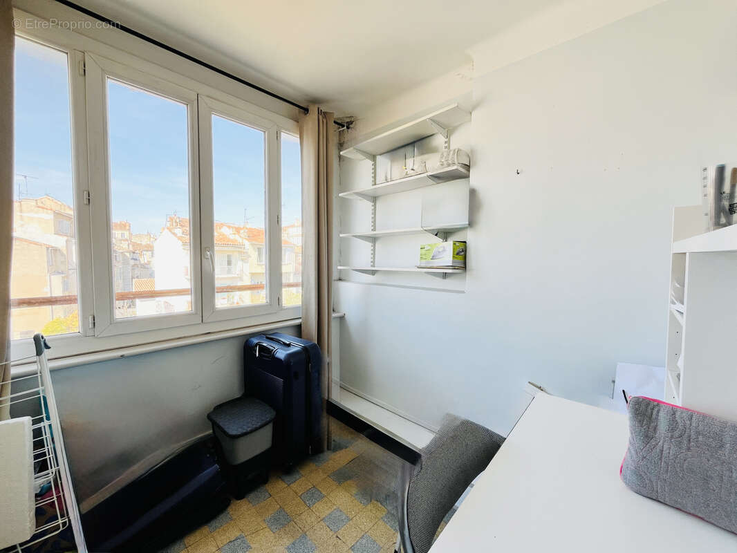 Appartement à MARSEILLE-6E
