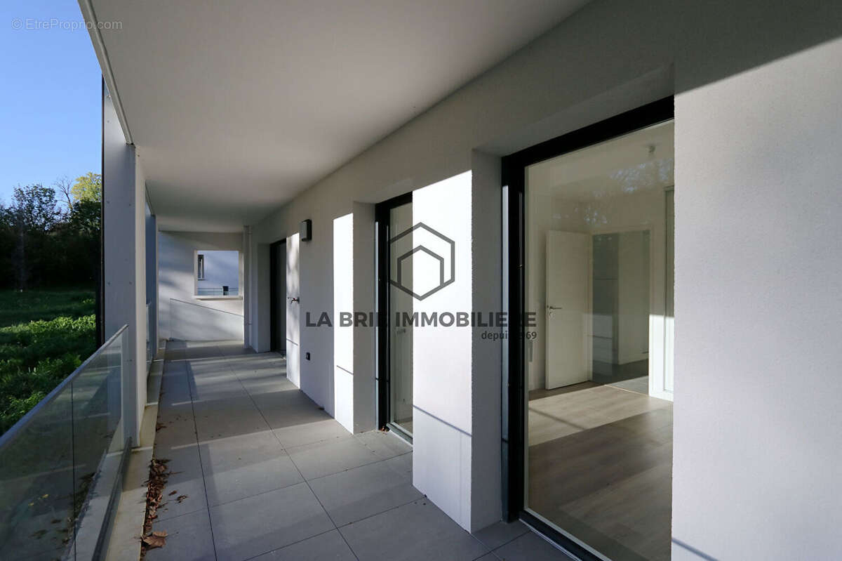 Appartement à RUBELLES