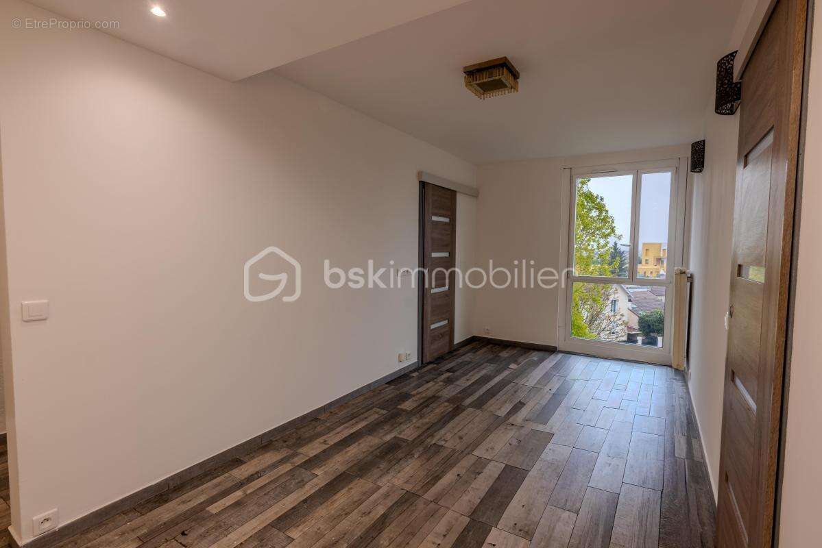 Appartement à PIERREFITTE-SUR-SEINE