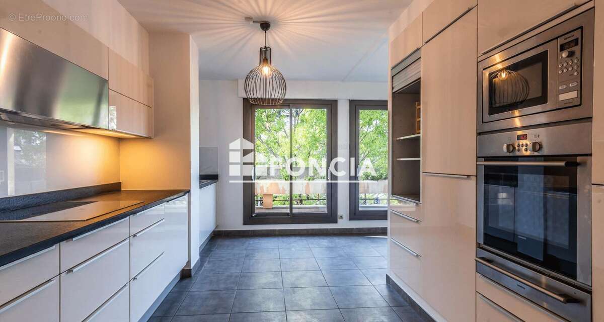 Appartement à SAINT-JULIEN-EN-GENEVOIS