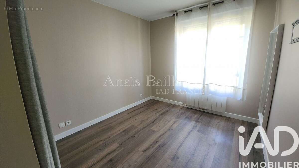 Photo 7 - Appartement à MOISSY-CRAMAYEL