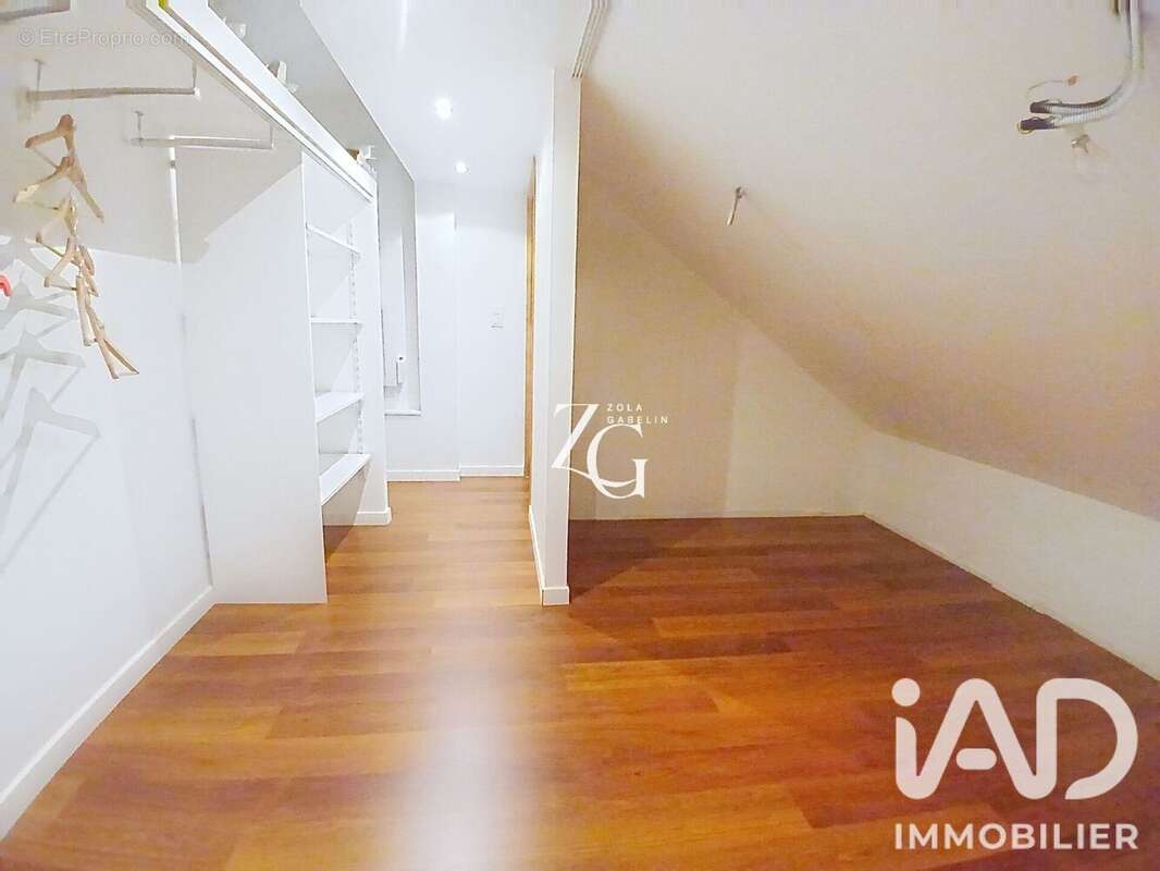 Maison 205 m² à Saint-Nazaire  - photo 4