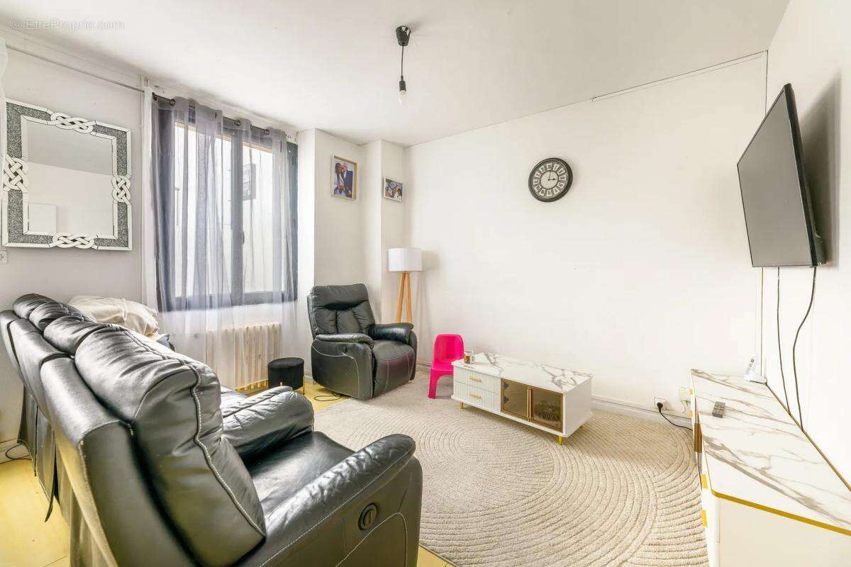 Appartement à DESCARTES