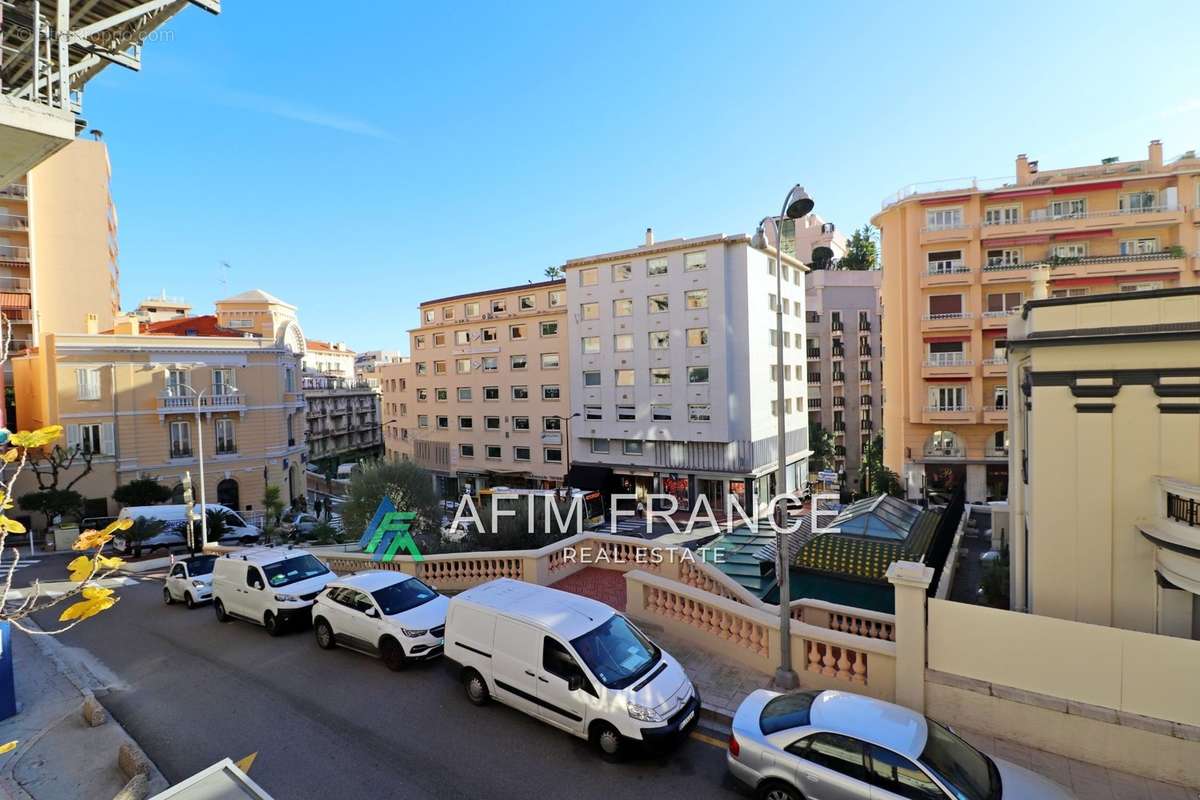 Appartement à BEAUSOLEIL