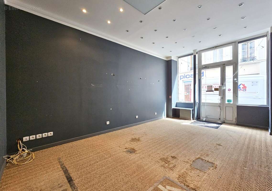 espace vente 1 - Commerce à PARIS-11E