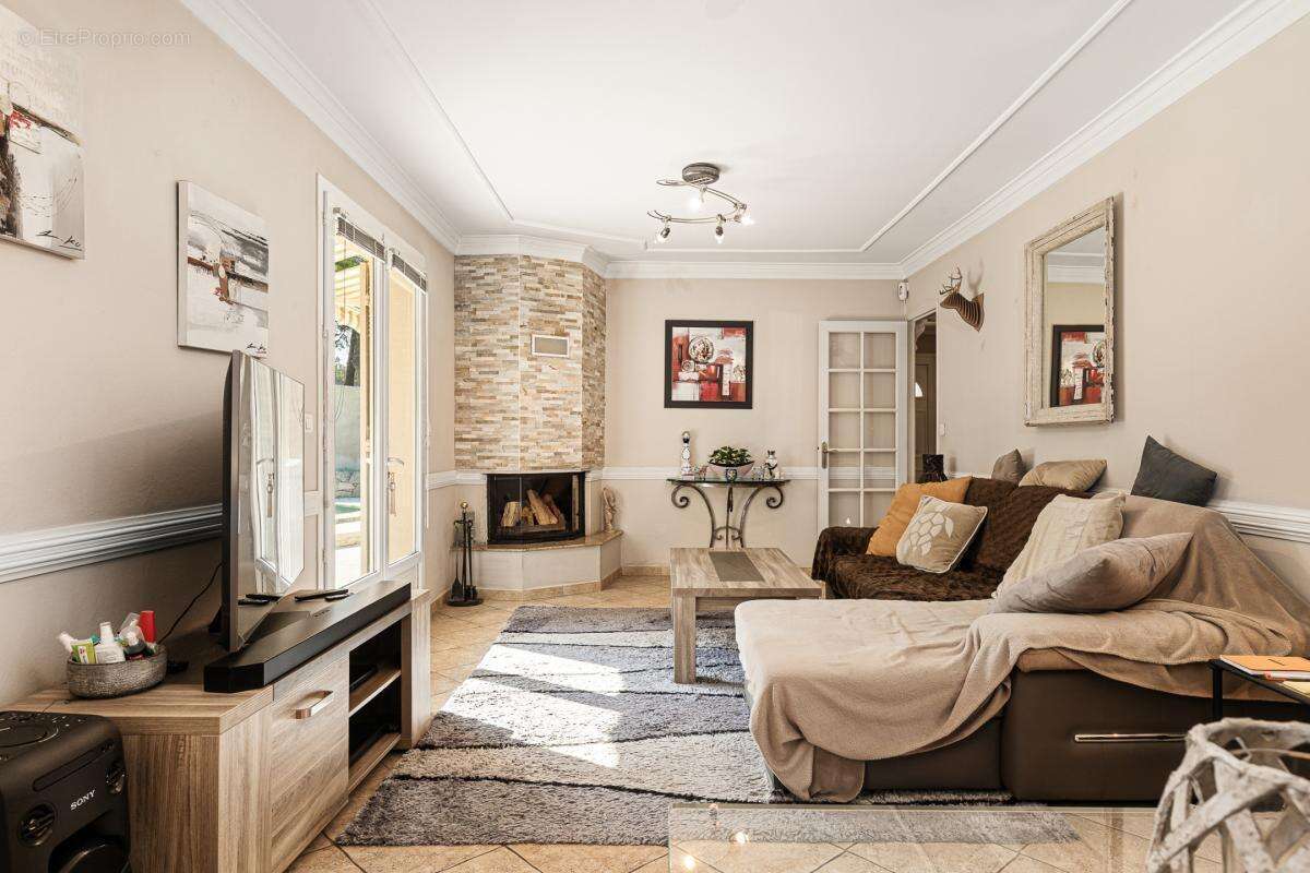 Maison à MOUGINS