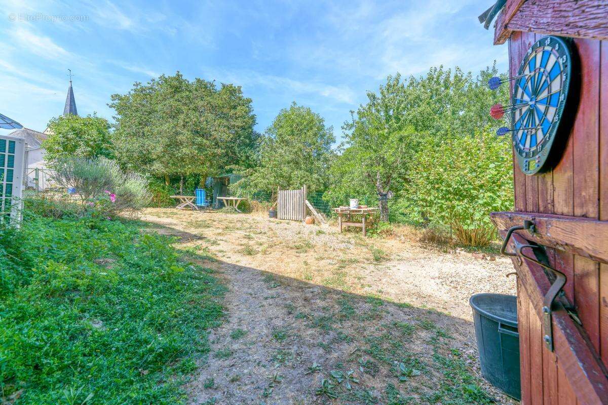 Maison de 5 pièces de 102 m² à Villechauve - photo 23
