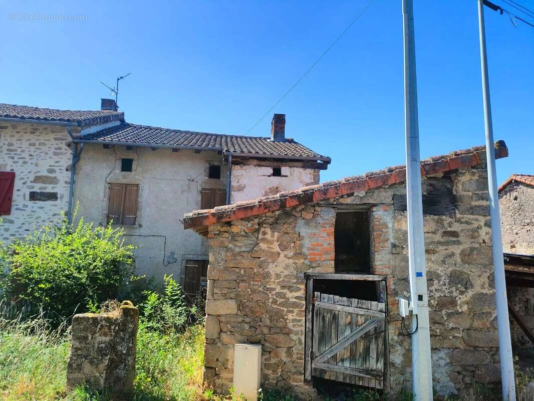 Maison à SAINT-CYR