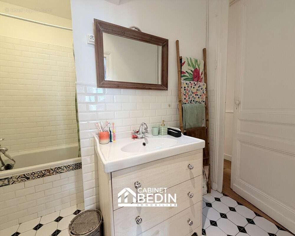 Appartement à BORDEAUX
