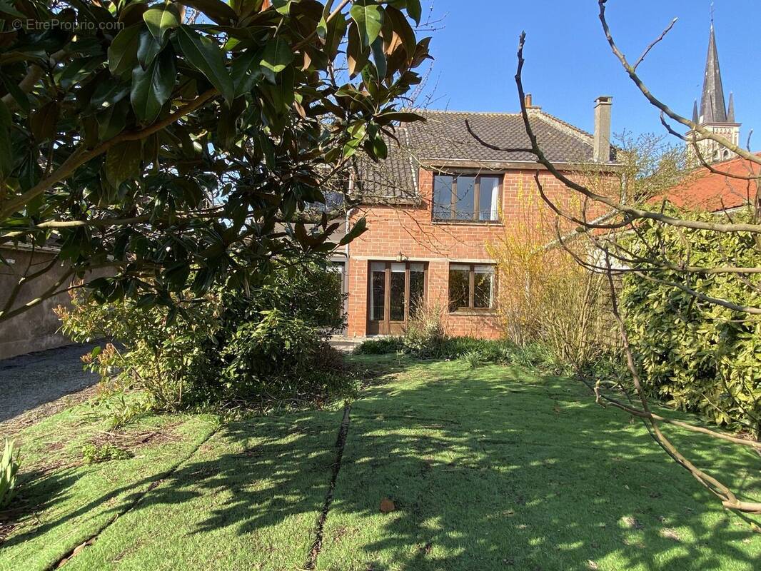 Maison à VENDEVILLE