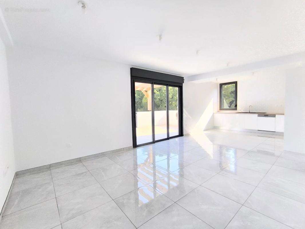 Appartement à SAINT-PIERRE