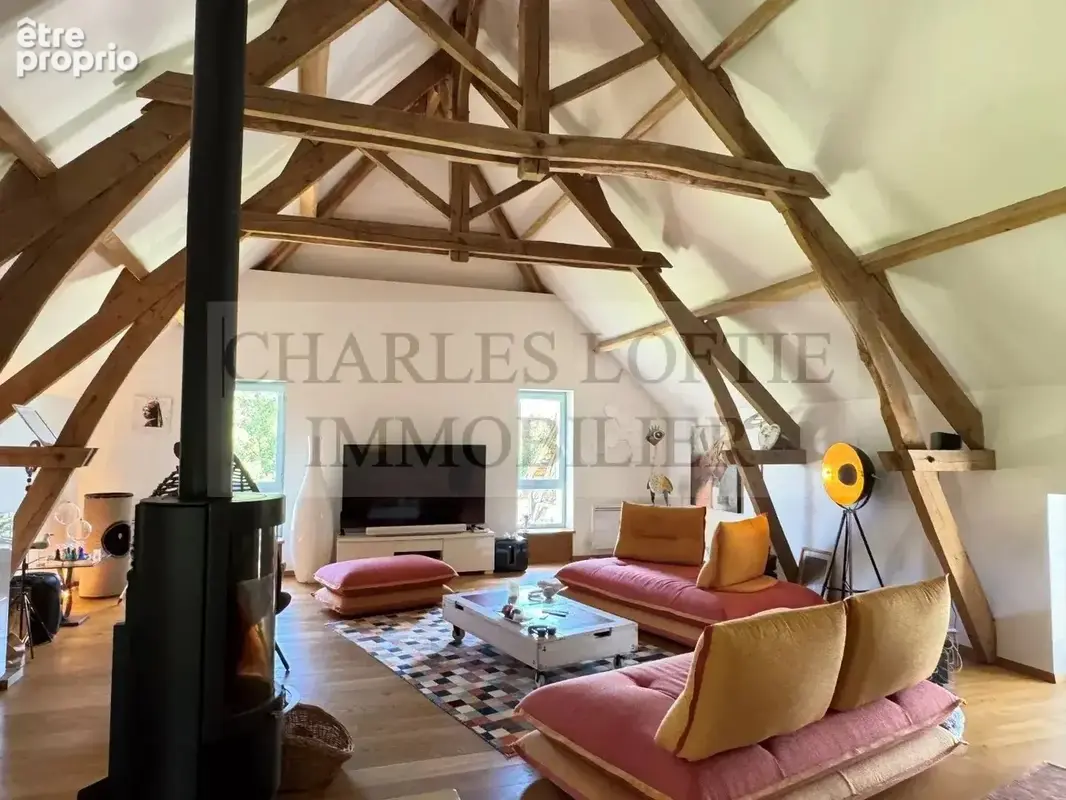 Magnifique ensemble comprenant une maison principale et hébergements touristiques sur un terrain de 1.5 ha - photo 13