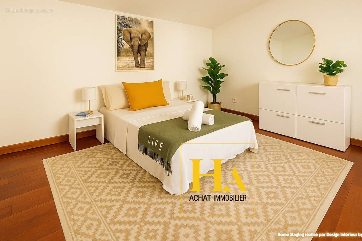 Maison à SAINTE-SUZANNE