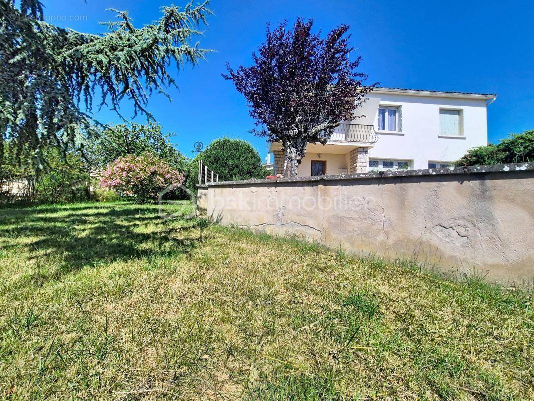 Maison à AUVILLAR