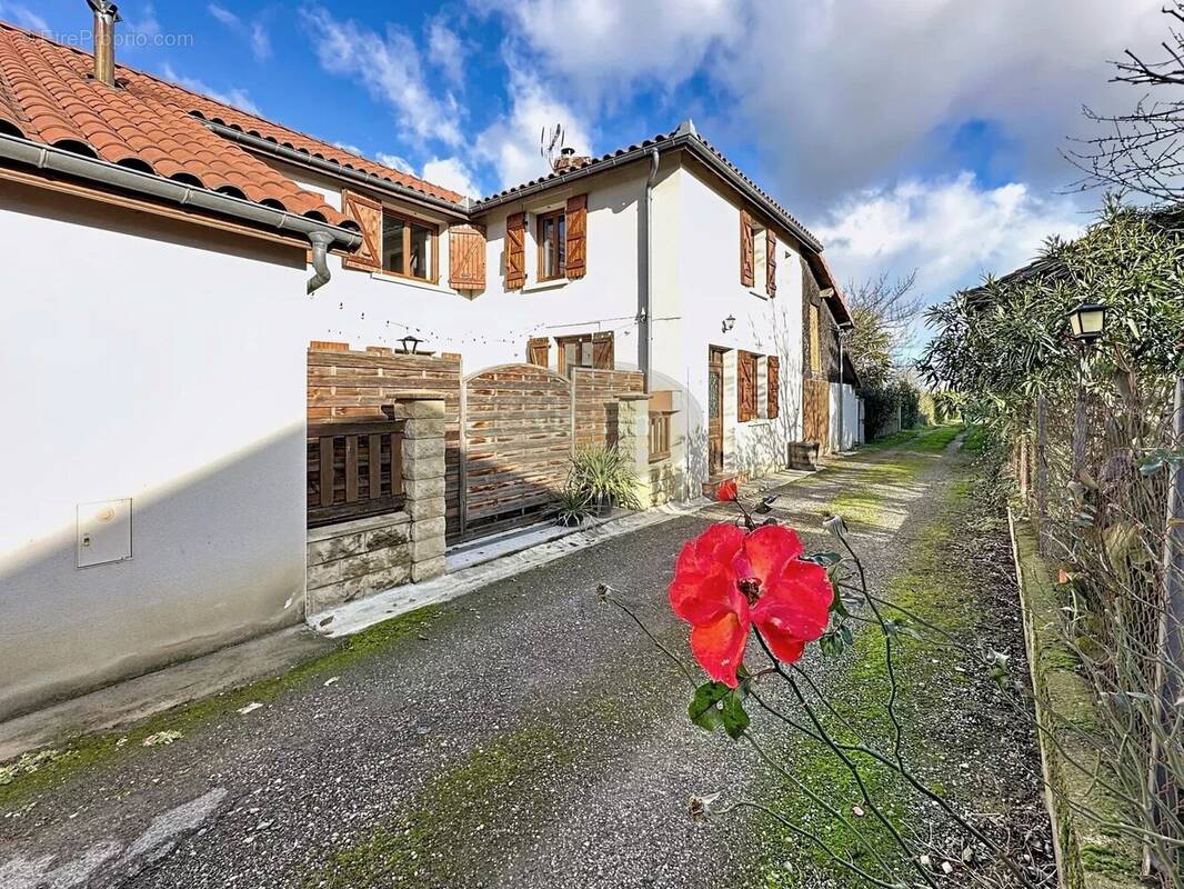 Appartement à TRIE-SUR-BAISE
