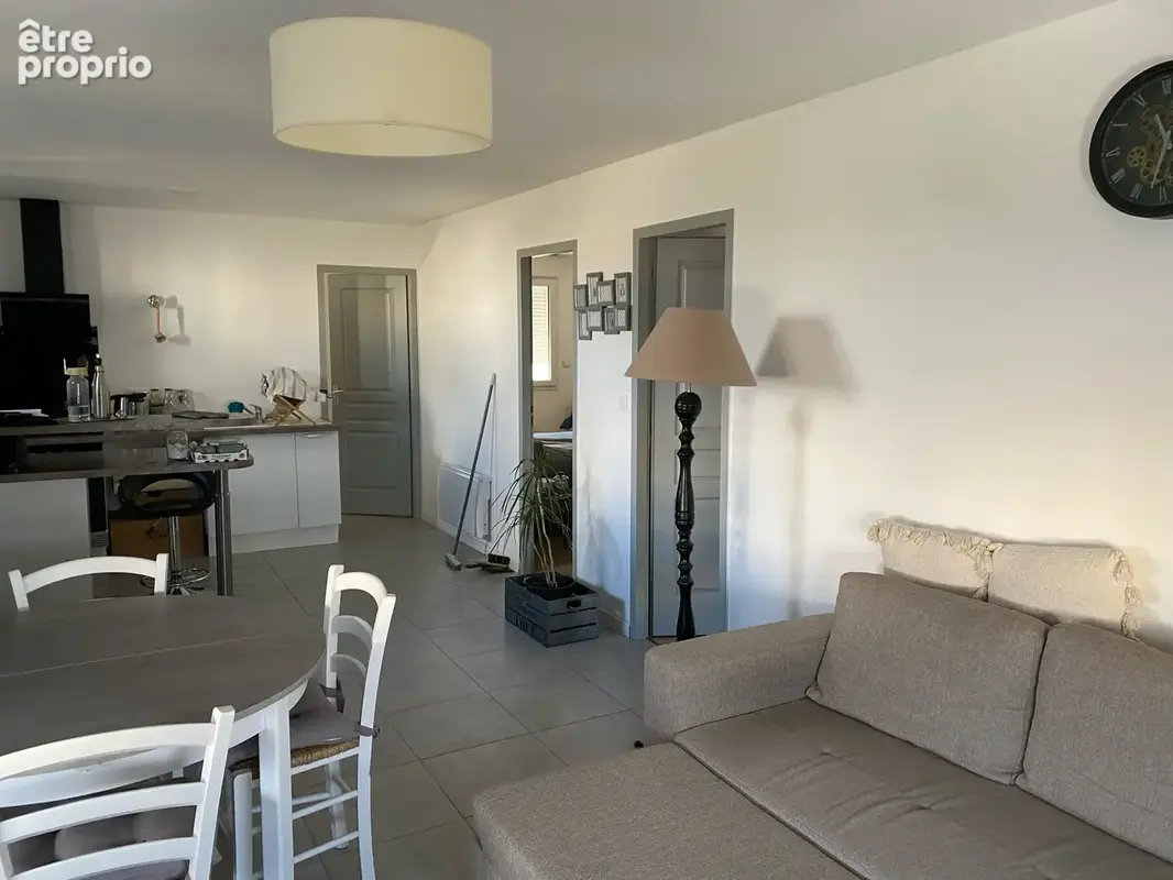 Immeuble avec 3 appartements + local artisanal - photo 12