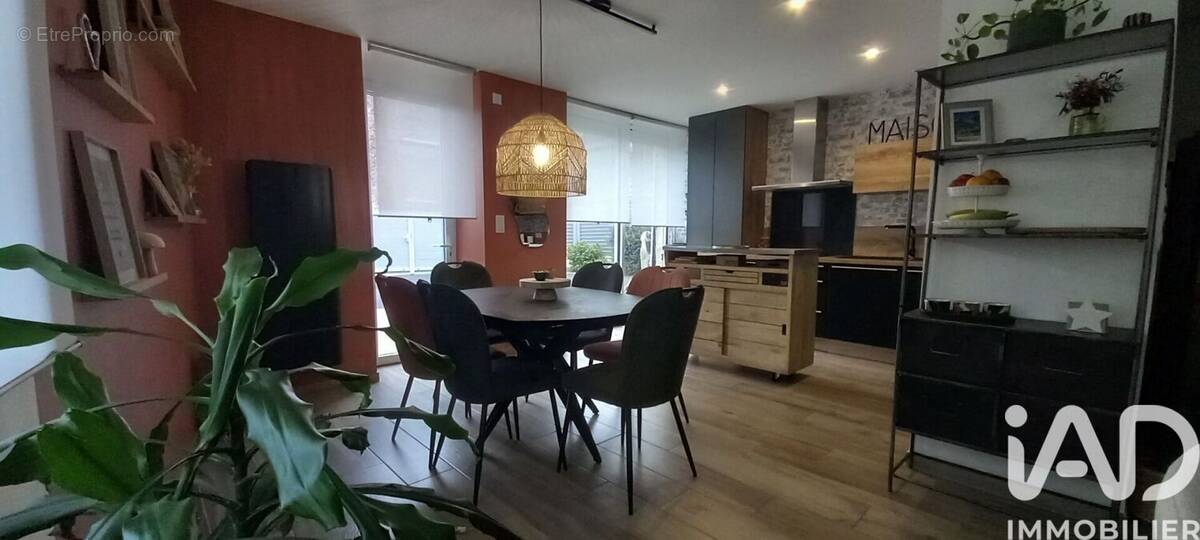 Photo 1 - Maison à BEAUREPAIRE