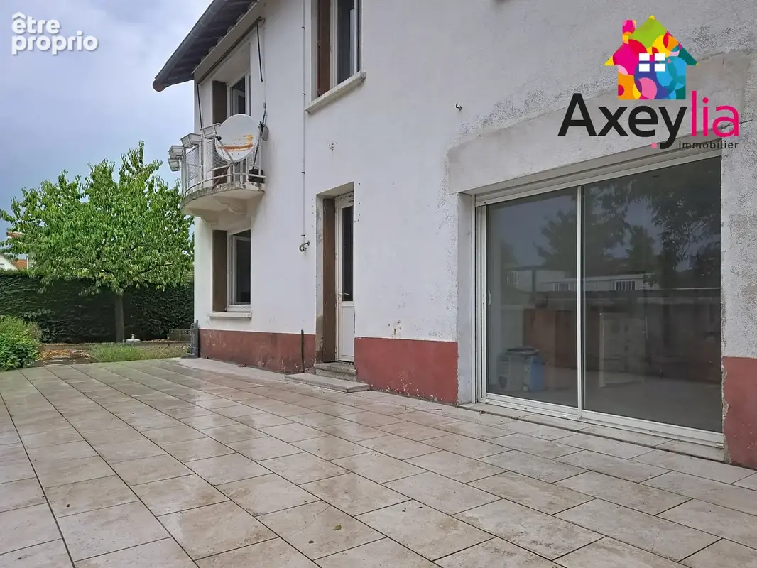 A vendre - roanne - maison 4 chambres, garage et terrain - photo 14