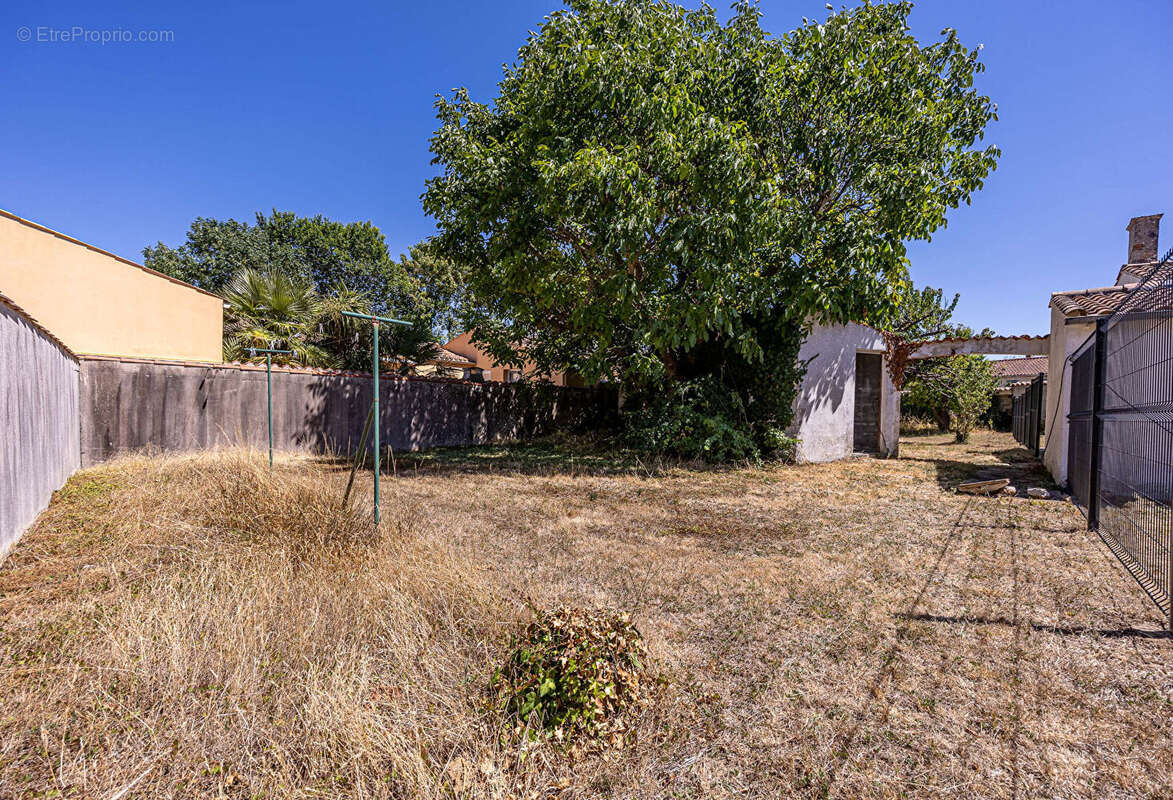 Terrain à vendre de 414 m² exposé sud à Périgny - photo 4